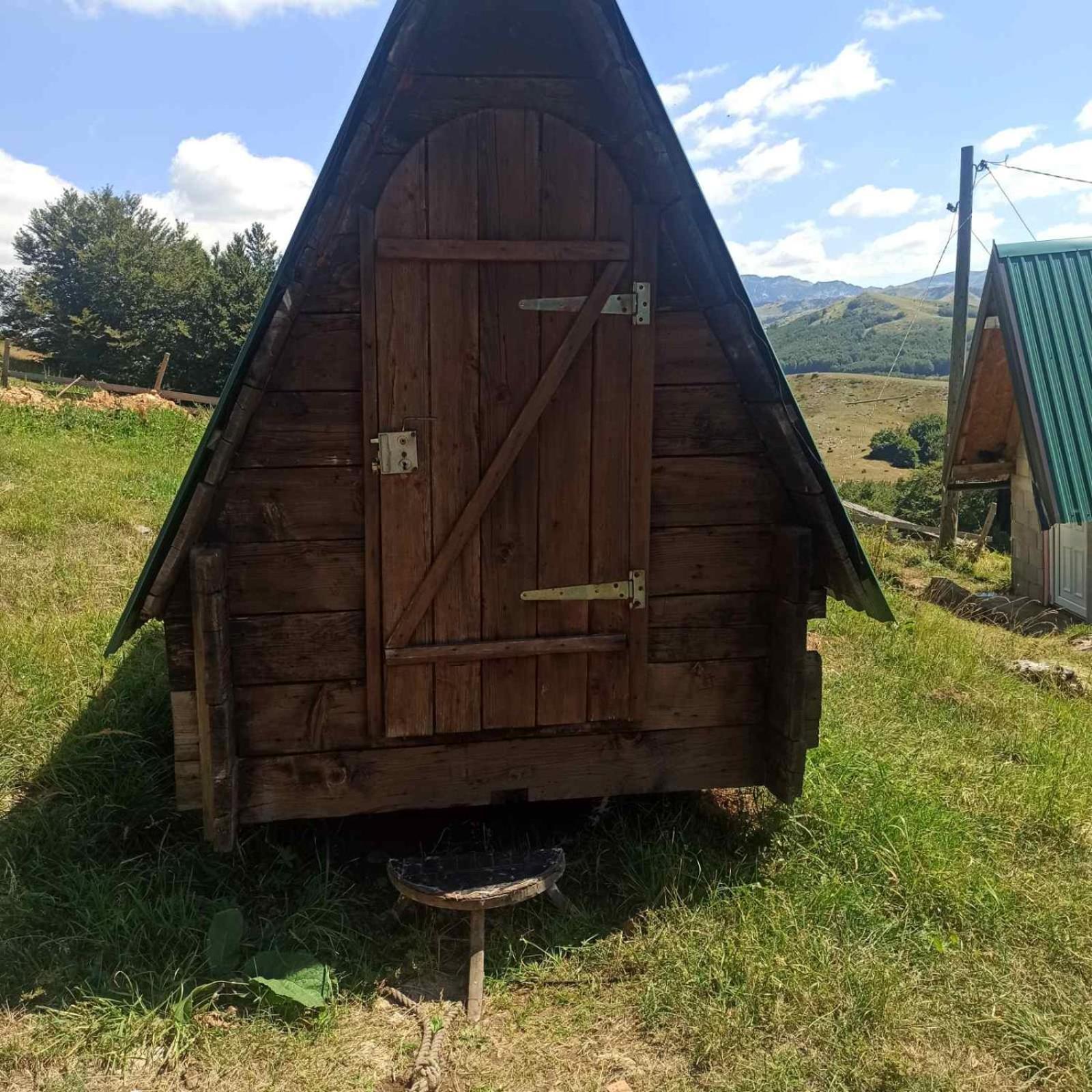 Katun Ljeljenak Hotel Plužine Eksteriør billede